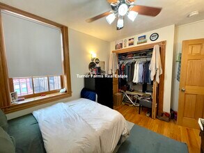71 Myrtle St, Unit 2 in Boston, MA - Building Photo - Building Photo