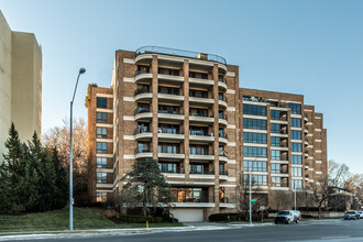 433 Ward Pky in Kansas City, MO - Foto de edificio - Building Photo