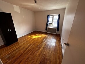 40 Glenwood Ave, Unit 1J in Jersey City, NJ - Building Photo - Building Photo
