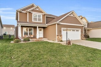 114 Blazing Star in Savoy, IL - Building Photo - Building Photo