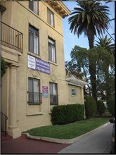 841 W 23rd St in Los Angeles, CA - Foto de edificio - Building Photo