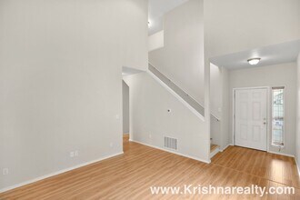 17748 SW Falling Leaf Ct in Beaverton, OR - Building Photo - Building Photo