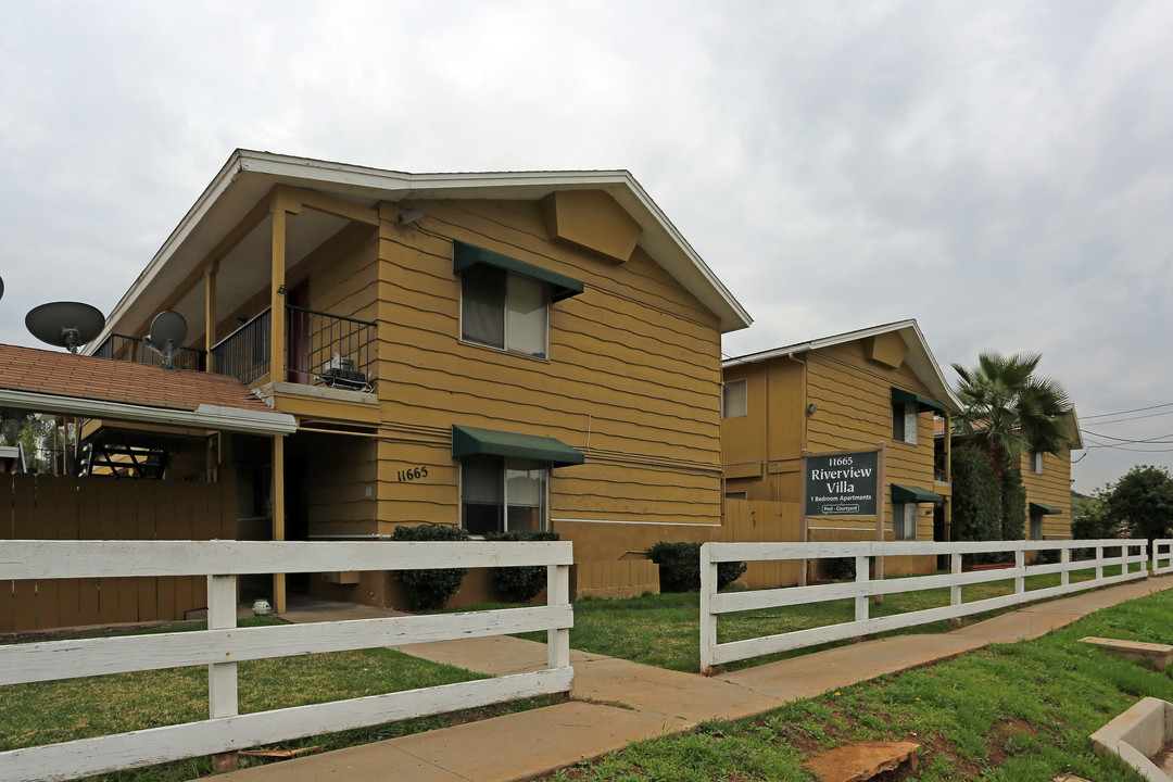 Riverview Villa Apartments in Lakeside, CA - Building Photo