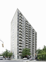 Clinton Towers in Bronx, NY - Building Photo - Building Photo