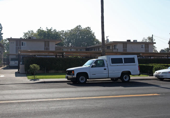 412 N Church St in Lodi, CA - Building Photo - Building Photo