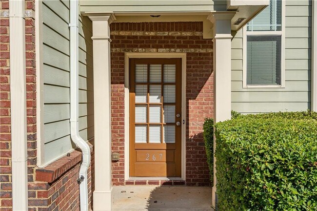 267 Brownstone Cir-Unit -26 in Marietta, GA - Foto de edificio - Building Photo