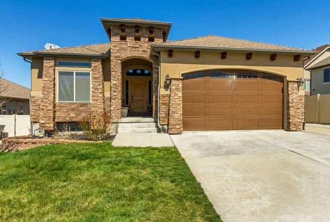 property at 498 Aspen Peak Dr