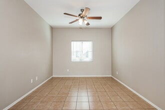 10239 W Via Del Sol, Unit 716 in Peoria, AZ - Building Photo - Building Photo