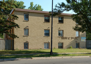 1891 7th St E in St. Paul, MN - Building Photo - Building Photo