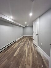 32 Clerk St, Unit 1R in Jersey City, NJ - Foto de edificio - Building Photo