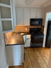 100 Elm St in Greenville, SC - Building Photo - Building Photo