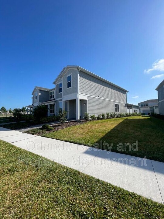 14225 Sapelo Beach Dr in Orlando, FL - Building Photo