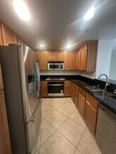 301 W G St in San Diego, CA - Building Photo - Building Photo