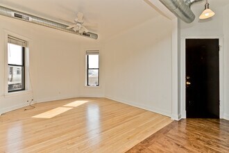 1014 W Roscoe St in Chicago, IL - Building Photo - Building Photo