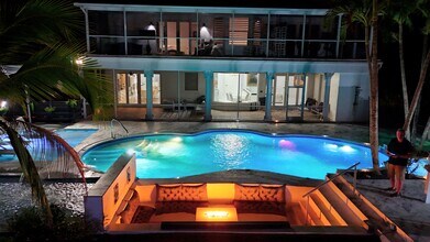377 Squire Dr in Wellington, FL - Building Photo - Building Photo
