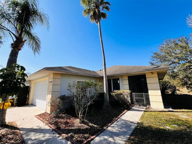 property at 2928 Sunset Lakes Blvd