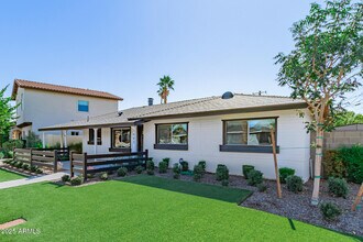 3443 E Turney Ave in Phoenix, AZ - Building Photo - Building Photo