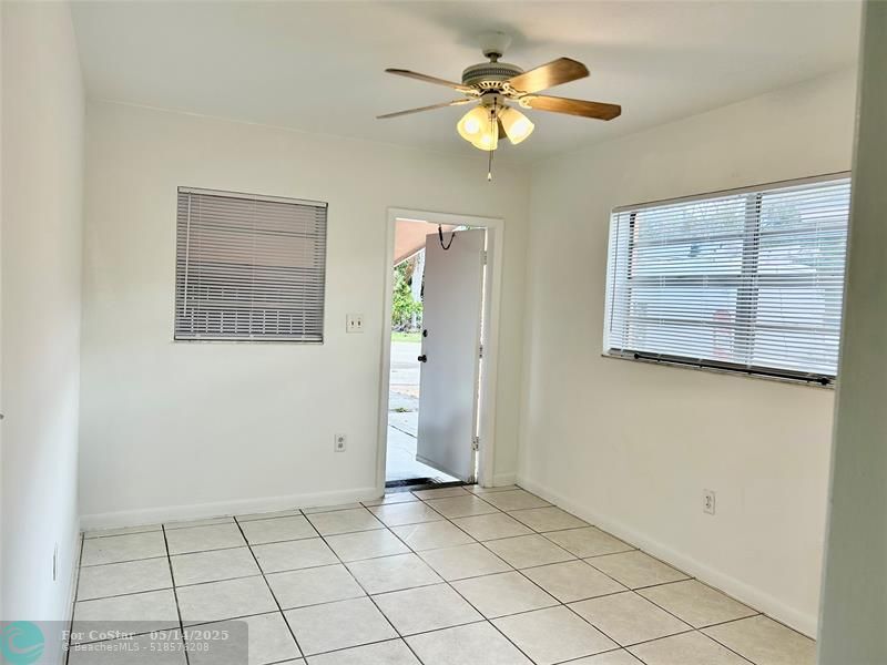 1095 SE 22nd Ave in Pompano Beach, FL - Building Photo