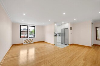 65-30 108th St-Unit -3B in Queens, NY - Building Photo - Building Photo