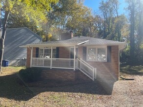 10 W Twenty-Eighth St in Winston-Salem, NC - Building Photo - Building Photo