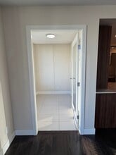 1088 Richards St in Vancouver, BC - Building Photo - Building Photo