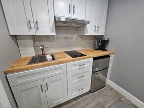 544 E Milton Ave in Rahway, NJ - Foto de edificio - Building Photo