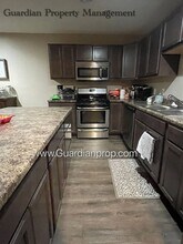 7958 210th St W in Lakeville, MN - Building Photo - Building Photo