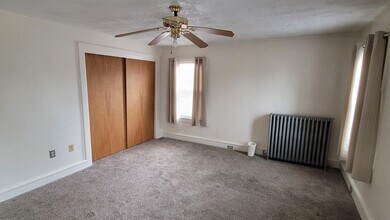 4120 Kutztown Rd, Unit 2nd floor in Temple, PA - Building Photo - Building Photo