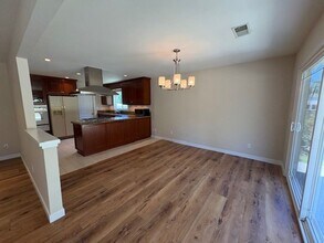 5835 Wheelhouse Ln in Agoura Hills, CA - Building Photo - Building Photo