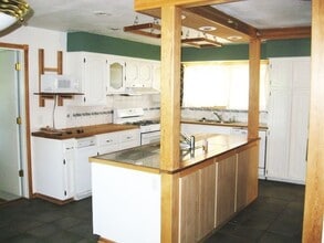 5007 W Irving St in Pasco, WA - Building Photo - Building Photo