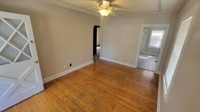 1554 Clara Ave in Louisville, KY - Building Photo - Building Photo