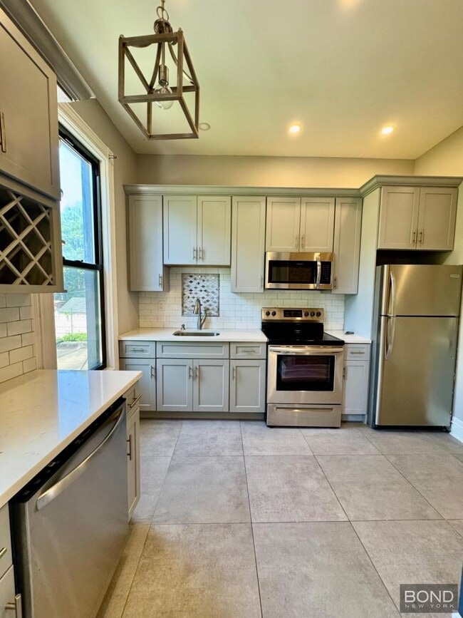 property at 286 Hemlock St