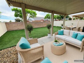 8327 Fort Hallock Ave in Las Vegas, NV - Building Photo