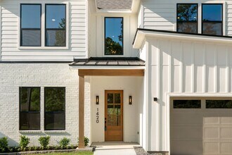 1420 Flamingo St in Conroe, TX - Building Photo - Building Photo