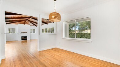 5711 Marius St in Coral Gables, FL - Building Photo - Building Photo