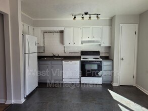 18 Cherrywood Terrace in Beaver, WV - Building Photo - Building Photo