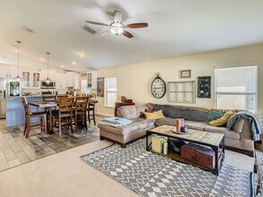 13401 Graham Yarden Dr in Riverview, FL - Building Photo - Building Photo