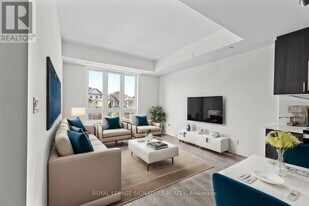 4035 Hickory Dr in Mississauga, ON - Building Photo