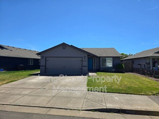 property at 3128 27th Ave SE