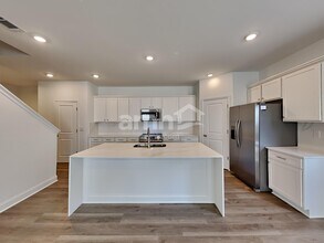 30 Hickory Ct in Dallas, GA - Building Photo - Building Photo