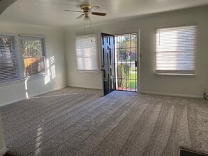 400 Jefferson St in Bakersfield, CA - Building Photo - Building Photo