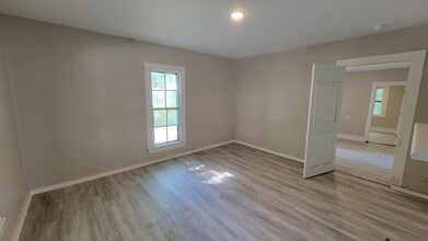 668 Gilliam Ave in Greenwood, SC - Building Photo - Building Photo