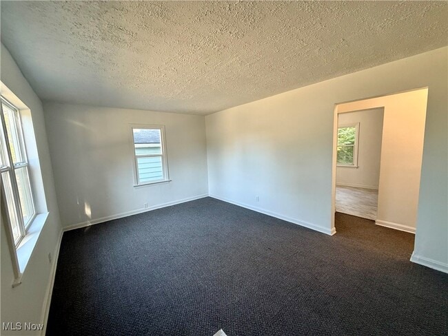 1288 Hartford Ave in Akron, OH - Building Photo - Building Photo