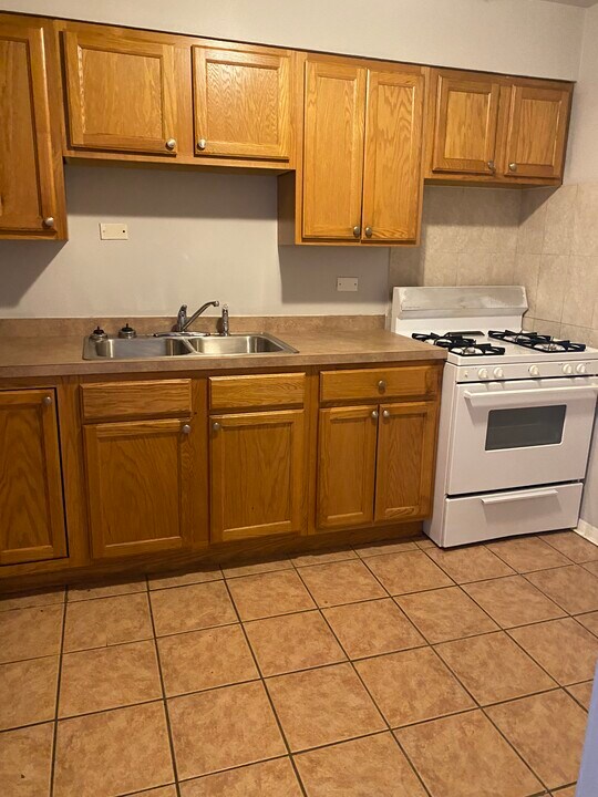 7321 S Ridgeland Ave in Chicago, IL - Building Photo