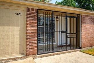4123 Dacca Dr in Houston, TX - Building Photo - Building Photo