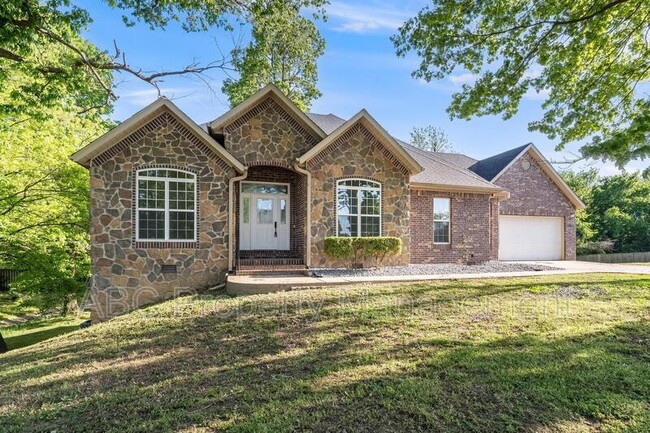 2505 SW 8th St in Bentonville, AR - Building Photo - Building Photo