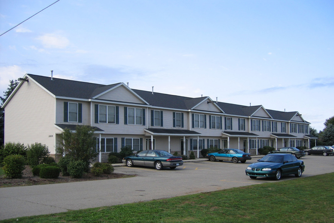 Sailor's Cove Townhomes in Allendale, MI - Building Photo