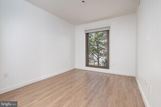 1630 Columbia Rd NW, Unit 208 in Washington, DC - Building Photo - Building Photo