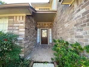 1406 New Cedars Dr in Houston, TX - Foto de edificio - Building Photo