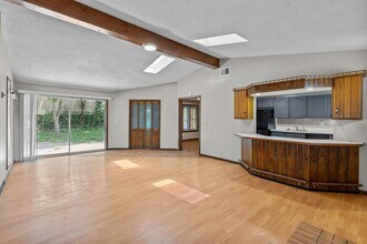 12 Country Ln in Florissant, MO - Building Photo - Building Photo